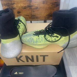 Adidas Yellow and Black High-Top Knit Sneakers very comfortable size 9 men’s